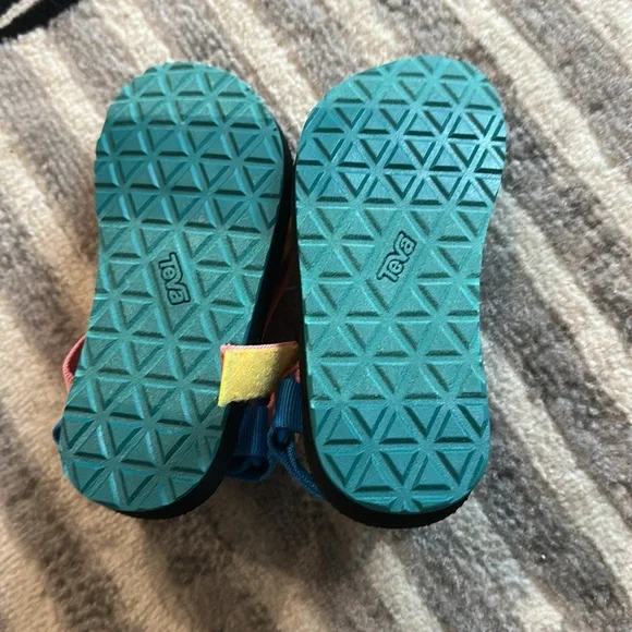 Teva Colorful Kids Sandals Sz 13. New no box - Picture 2 of 5